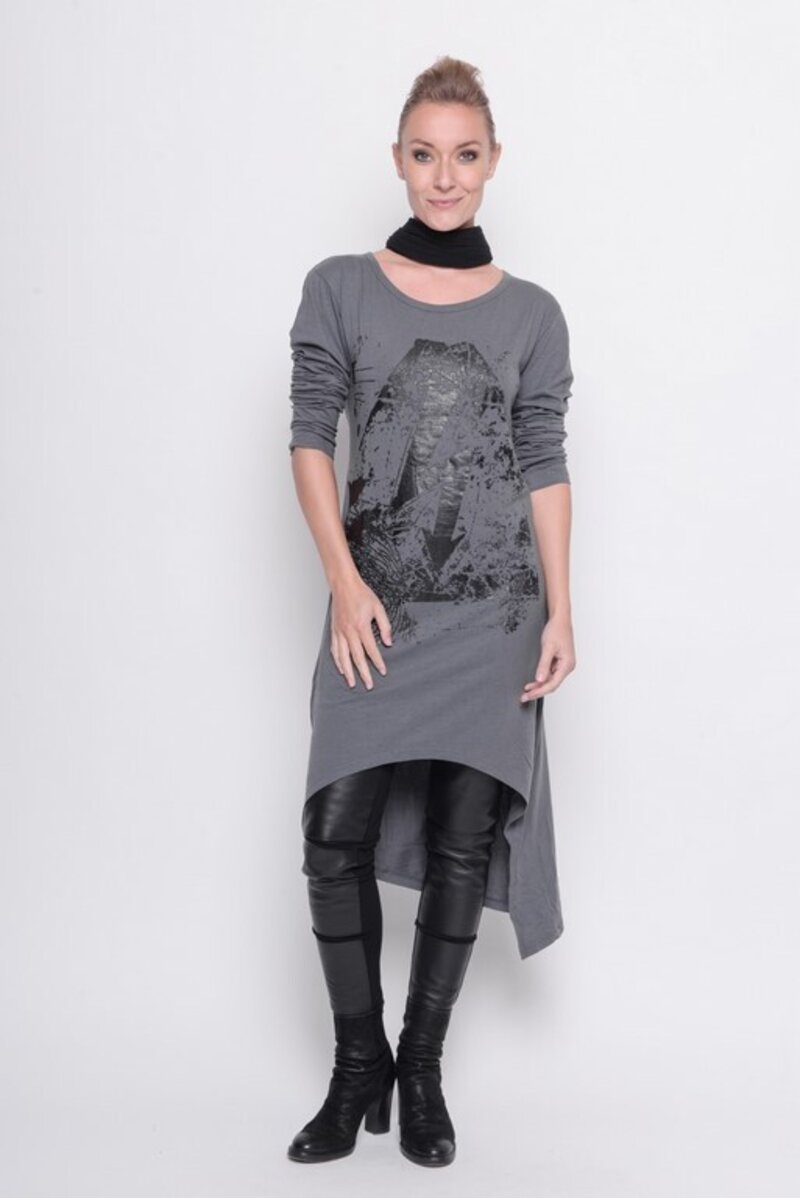 
                  
                    202.23.03 Dress LIGHTNING 60% COTTON 40% MODAL GREY
                  
                