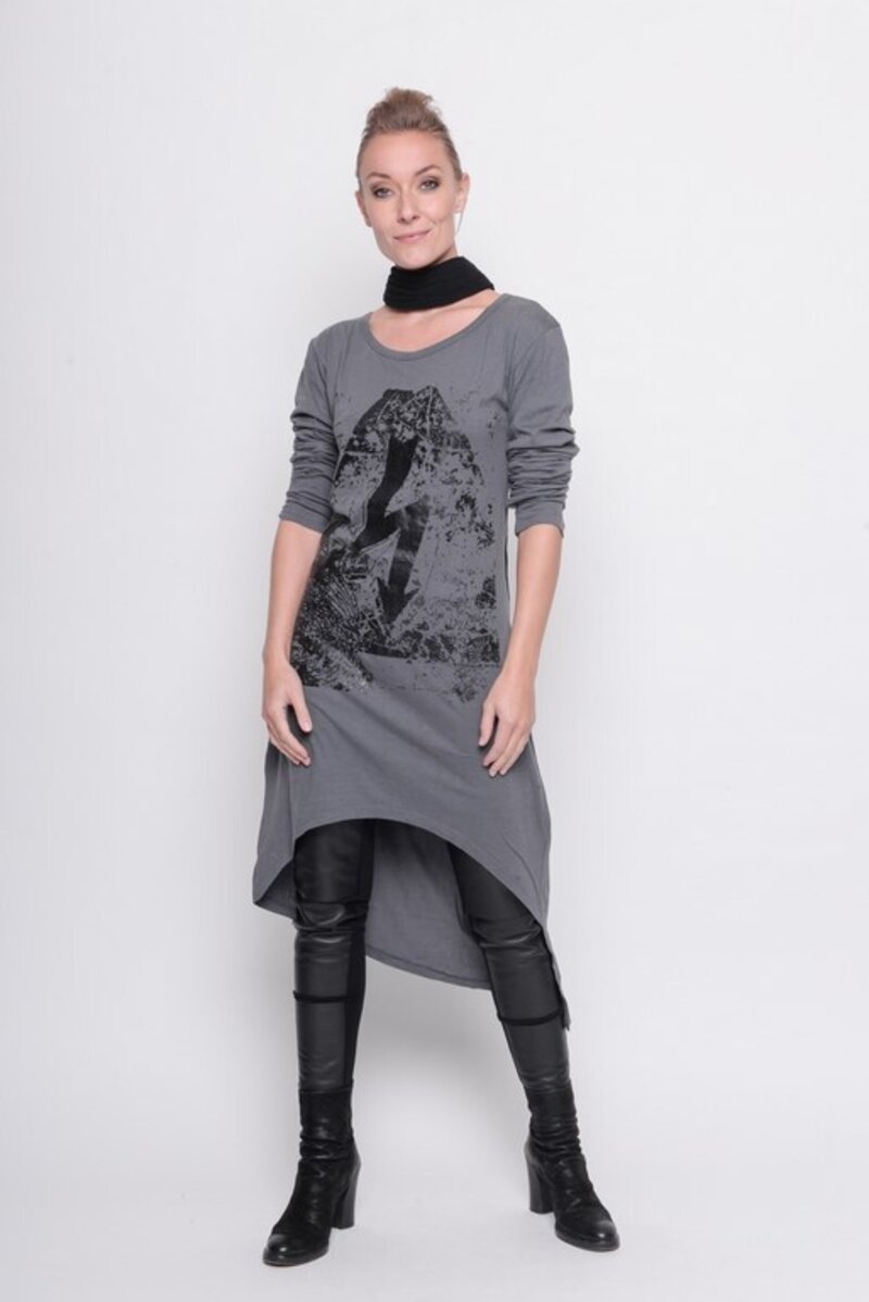 
                  
                    202.23.03 Dress LIGHTNING 60% COTTON 40% MODAL GREY
                  
                