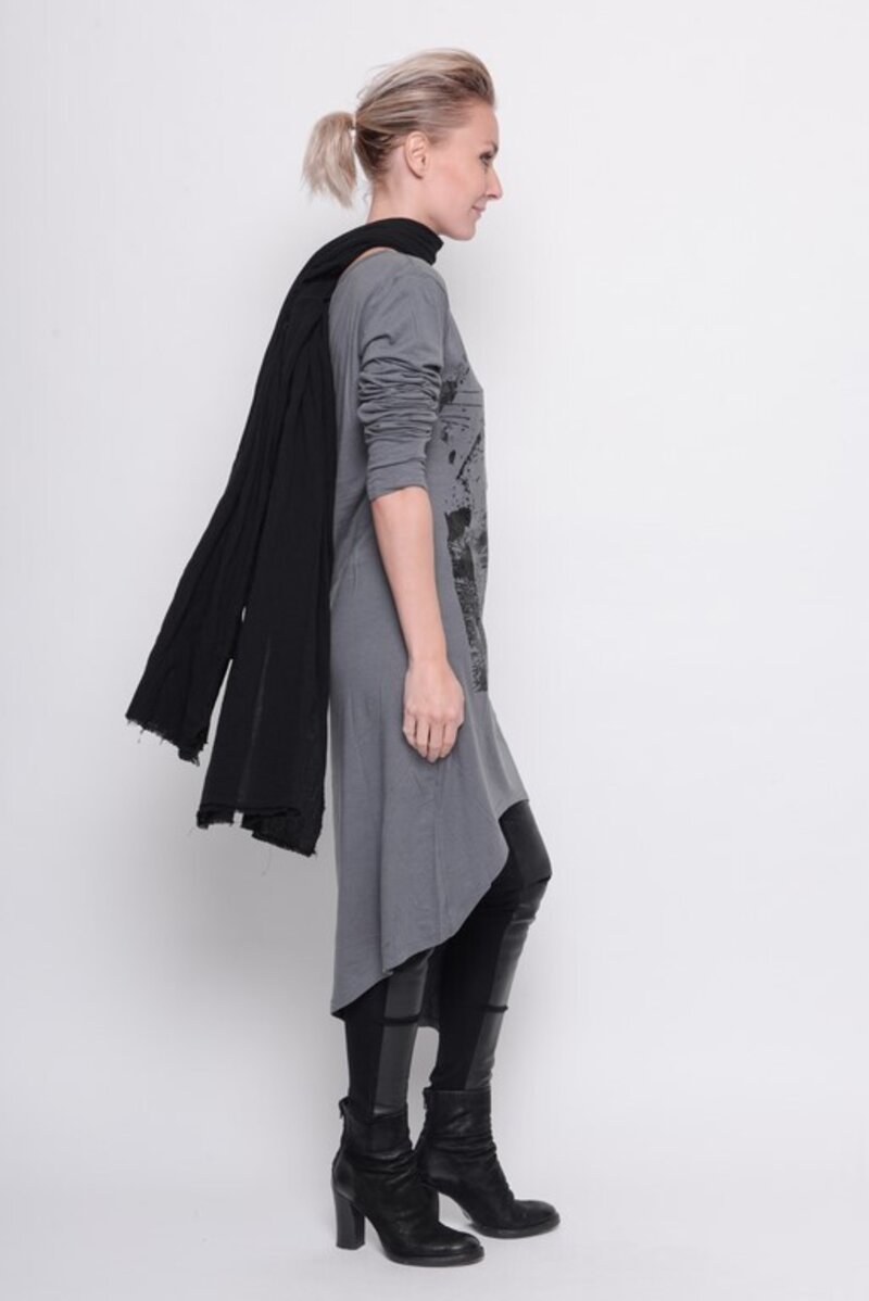 
                  
                    202.23.03 Dress LIGHTNING 60% COTTON 40% MODAL GREY
                  
                