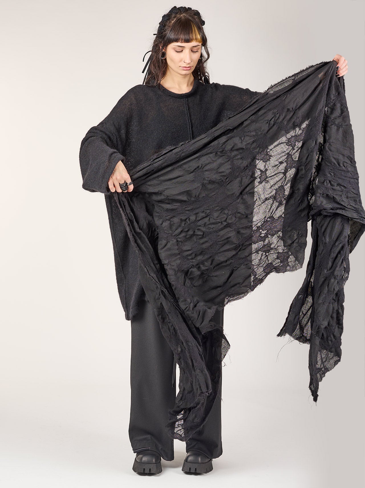 
                  
                    STUDIO B3 FALL SCARF RBB 2022
                  
                