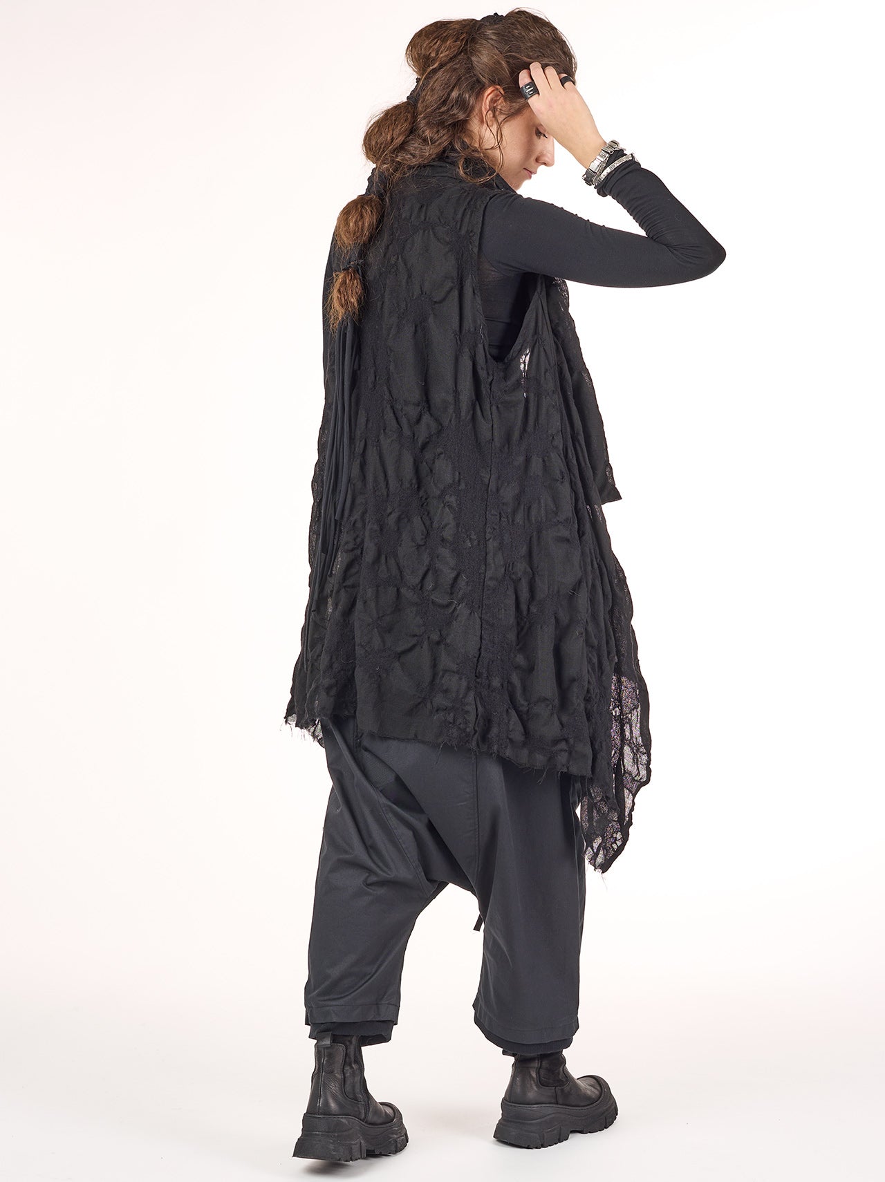 
                  
                    STUDIO B3 GILET FENETRA RBB 2039
                  
                