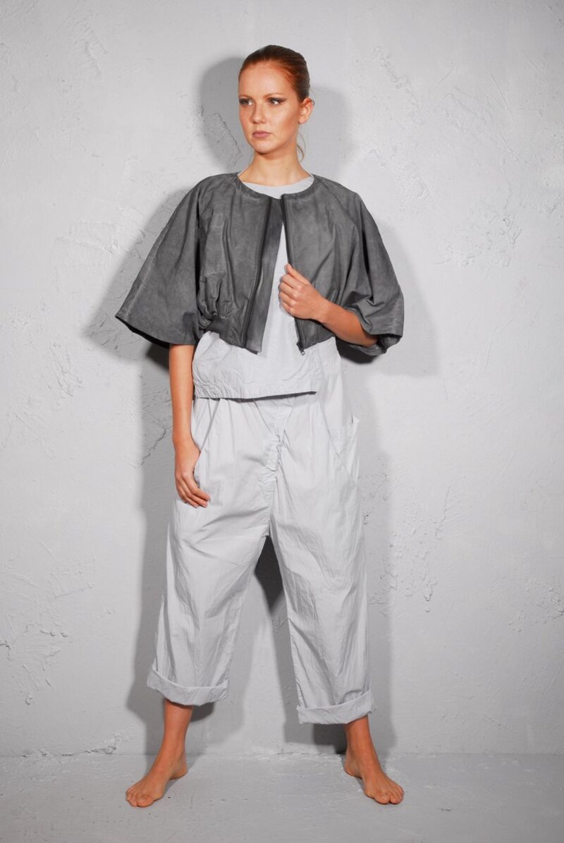 
                  
                    161.12.03 100% CO GREY
                  
                