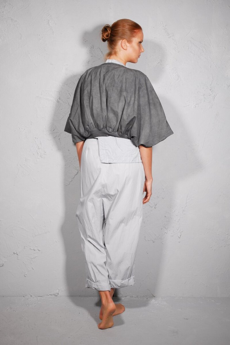 
                  
                    161.12.03 100% CO GREY
                  
                
