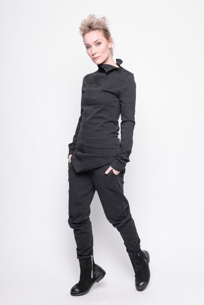 
                  
                    202.07.03 PANT FLUID 100% CO 100% PINETEX PLAIN BLACK
                  
                