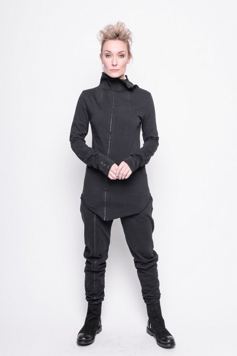 
                  
                    202.07.03 PANT FLUID 100% CO 100% PINETEX PLAIN BLACK
                  
                