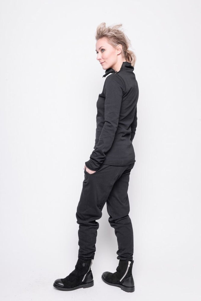 
                  
                    202.07.03 PANT FLUID 100% CO 100% PINETEX PLAIN BLACK
                  
                
