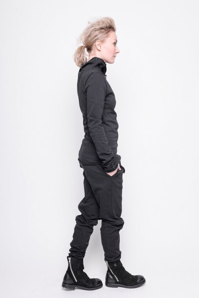 
                  
                    202.07.03 PANT FLUID 100% CO 100% PINETEX PLAIN BLACK
                  
                