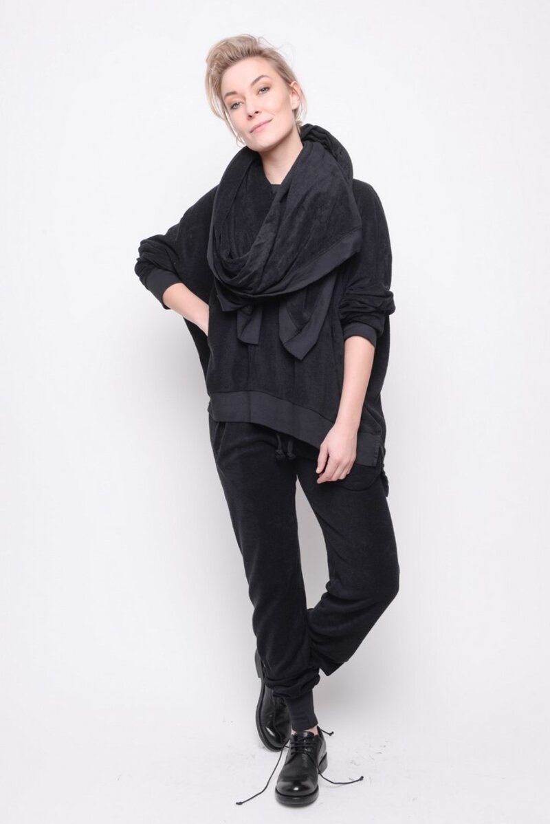 
                  
                    192.02.04 INVOLVED TOWEL 100% COTTON BLACK
                  
                