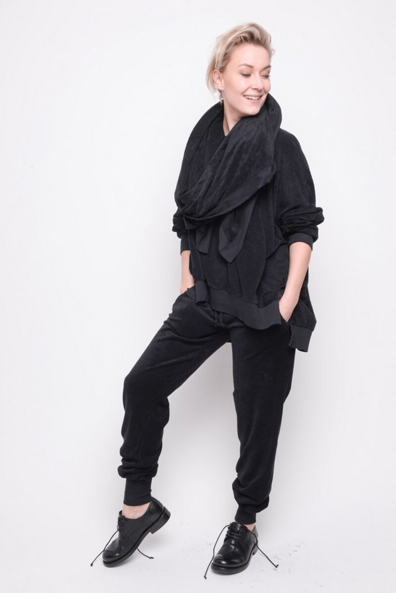 
                  
                    192.02.04 INVOLVED TOWEL 100% COTTON BLACK
                  
                