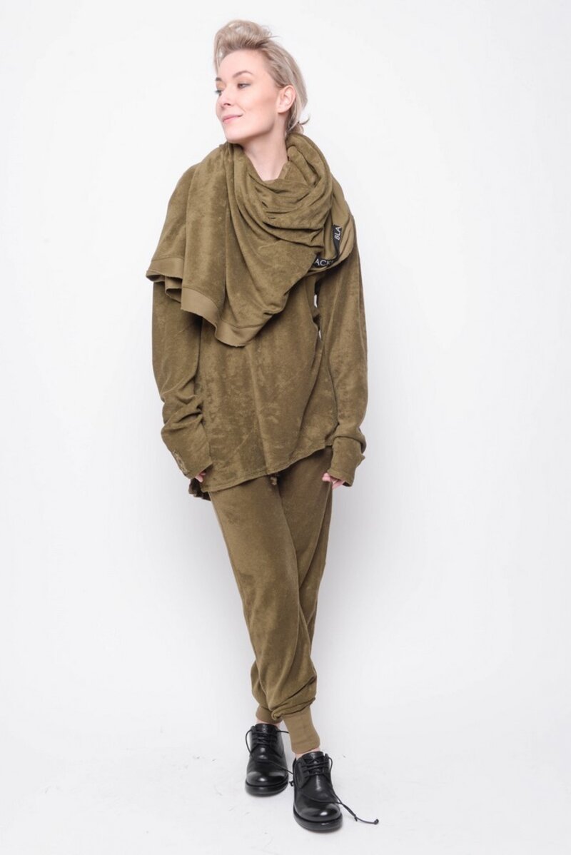 
                  
                    192.02.04 INVOLVED TOWEL 100% COTTON OLIVE
                  
                