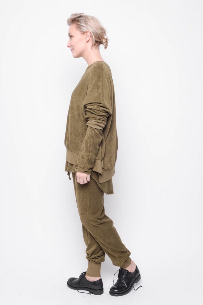 
                  
                    192.02.04 INVOLVED TOWEL 100% COTTON OLIVE
                  
                