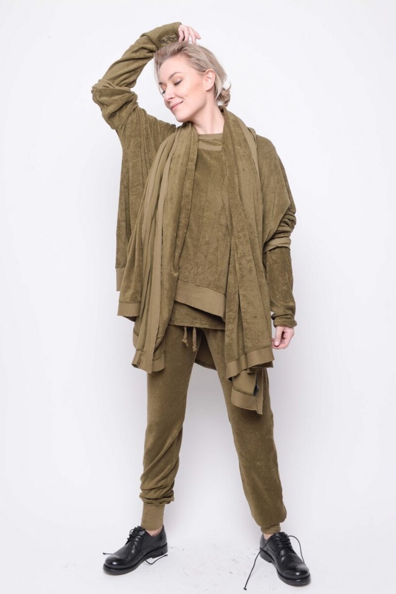 
                  
                    192.02.04 INVOLVED TOWEL 100% COTTON OLIVE
                  
                