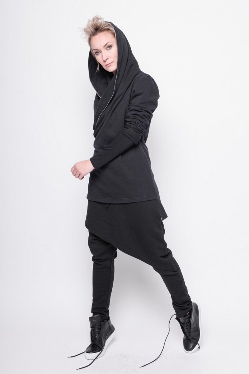 
                  
                    202.20.03 Pant Stunning 100% COTTON PLAIN BLACK
                  
                