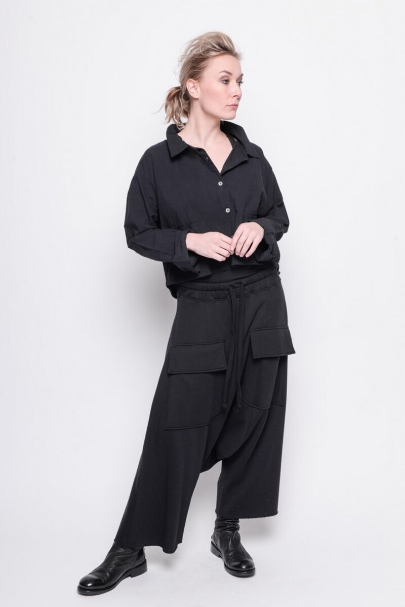 
                  
                    202.24.03 Pant Wander 50%CO 50%PL BLACK
                  
                