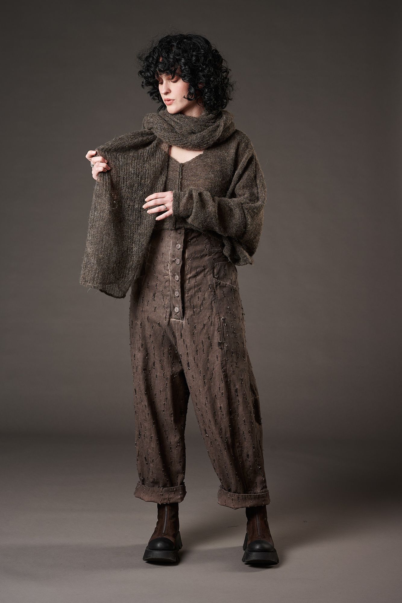 
                  
                    STUDIO B3 SWEATER WITH SCARF PICK SHB-2193 BLACK
                  
                