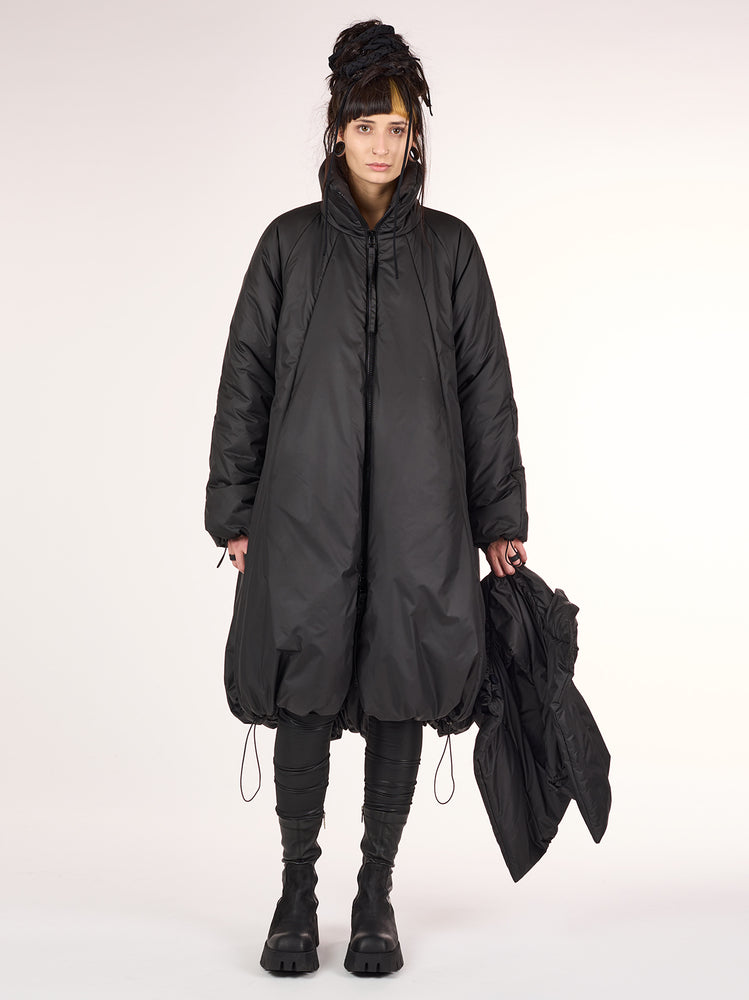 
                  
                    STUDIO B3 COAT AND GILET SONYA RBB 1997
                  
                