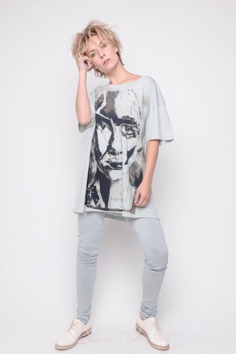 
                  
                    191.21.02 HAPPY LOVE 100% COTTON STONE
                  
                