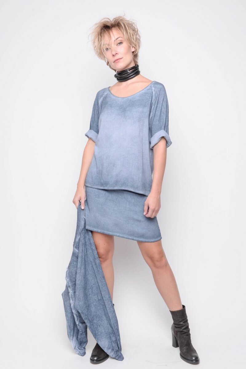 
                  
                    191.23.03 FIT 95% VISCOSE / 5% EA COAL
                  
                