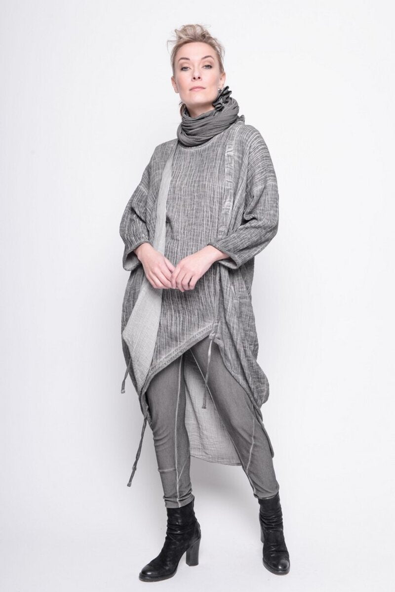 
                  
                    202.16.04 SLIPDRESS ORGANIC 100% COTTON COLD DYE GREY
                  
                