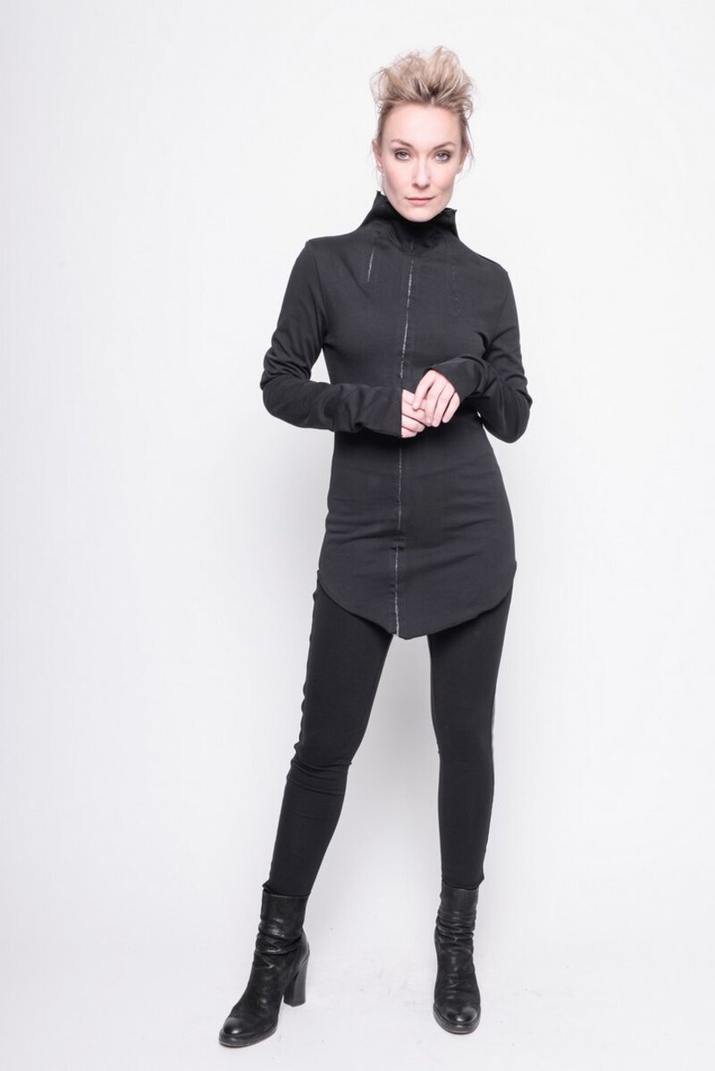 
                  
                    202.07.05 TOP FRESH 100% CO 100% PINETEX PLAIN BLACK
                  
                