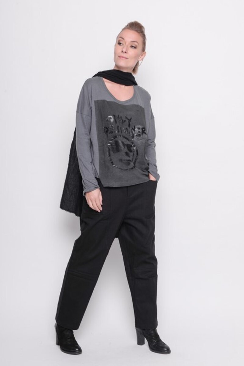 
                  
                    202.23.01 Top ONLY DESIGNER 60% COTTON 40% MODAL GREY
                  
                
