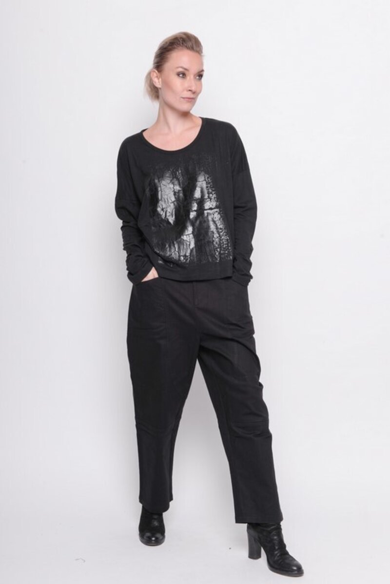 
                  
                    202.23.01 Top TRACKS 60% COTTON 40% MODAL BLACK
                  
                
