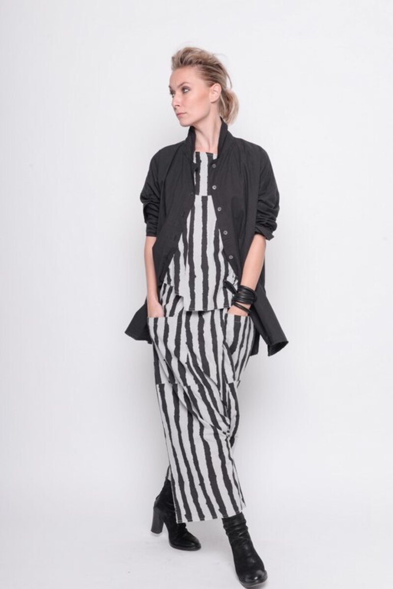 
                  
                    211.18.01 Top Leave Me Wasted 100% Cotton Stripe
                  
                