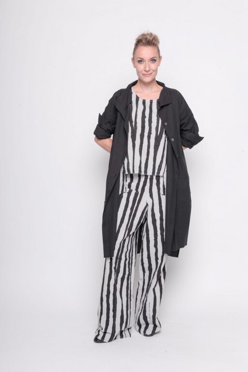 
                  
                    211.18.04 Top Wild Side 100% Cotton Stripe
                  
                