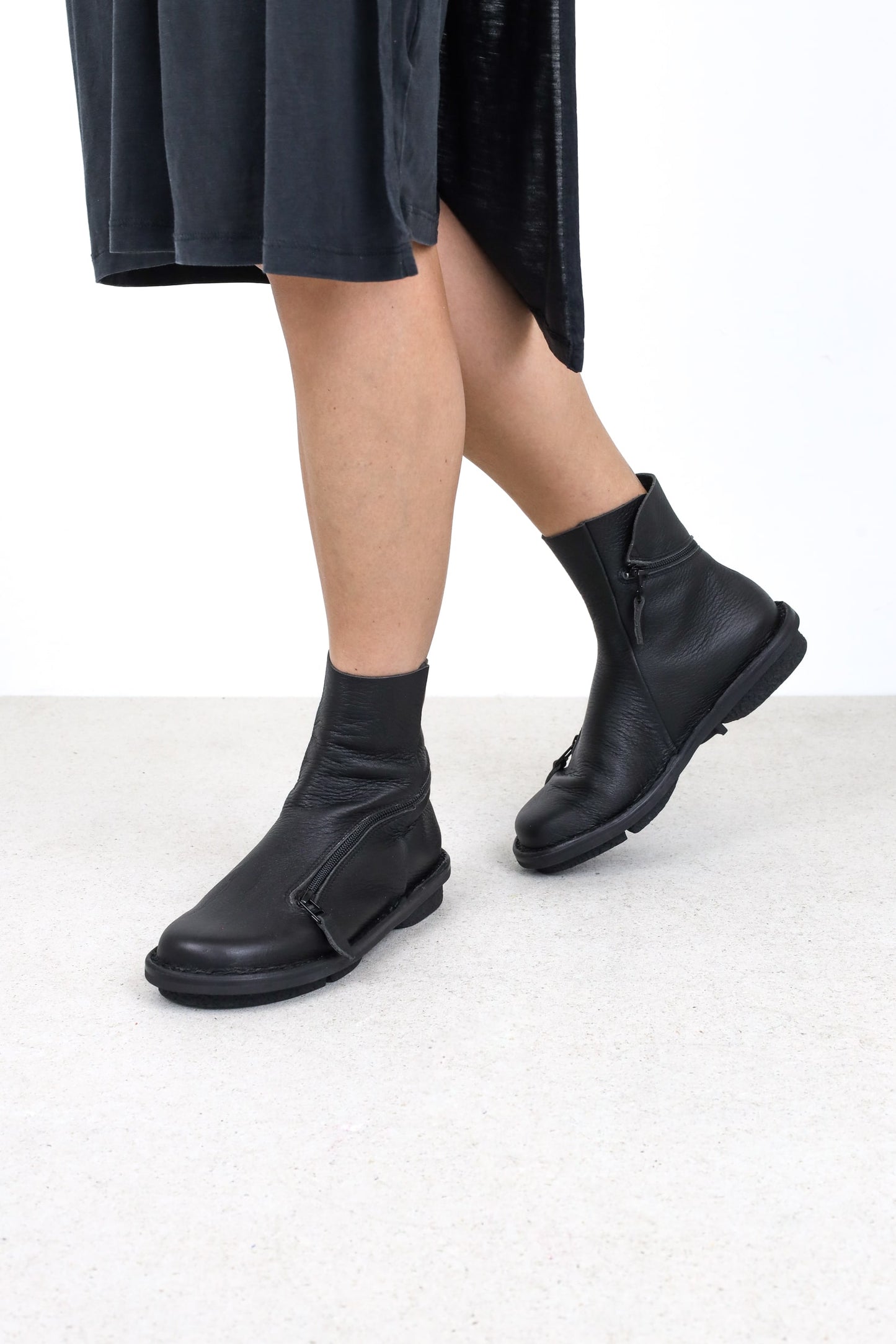 
                  
                    TRIPPEN SHOES MISTRAL F ALL BLACK 100% LEATHER
                  
                