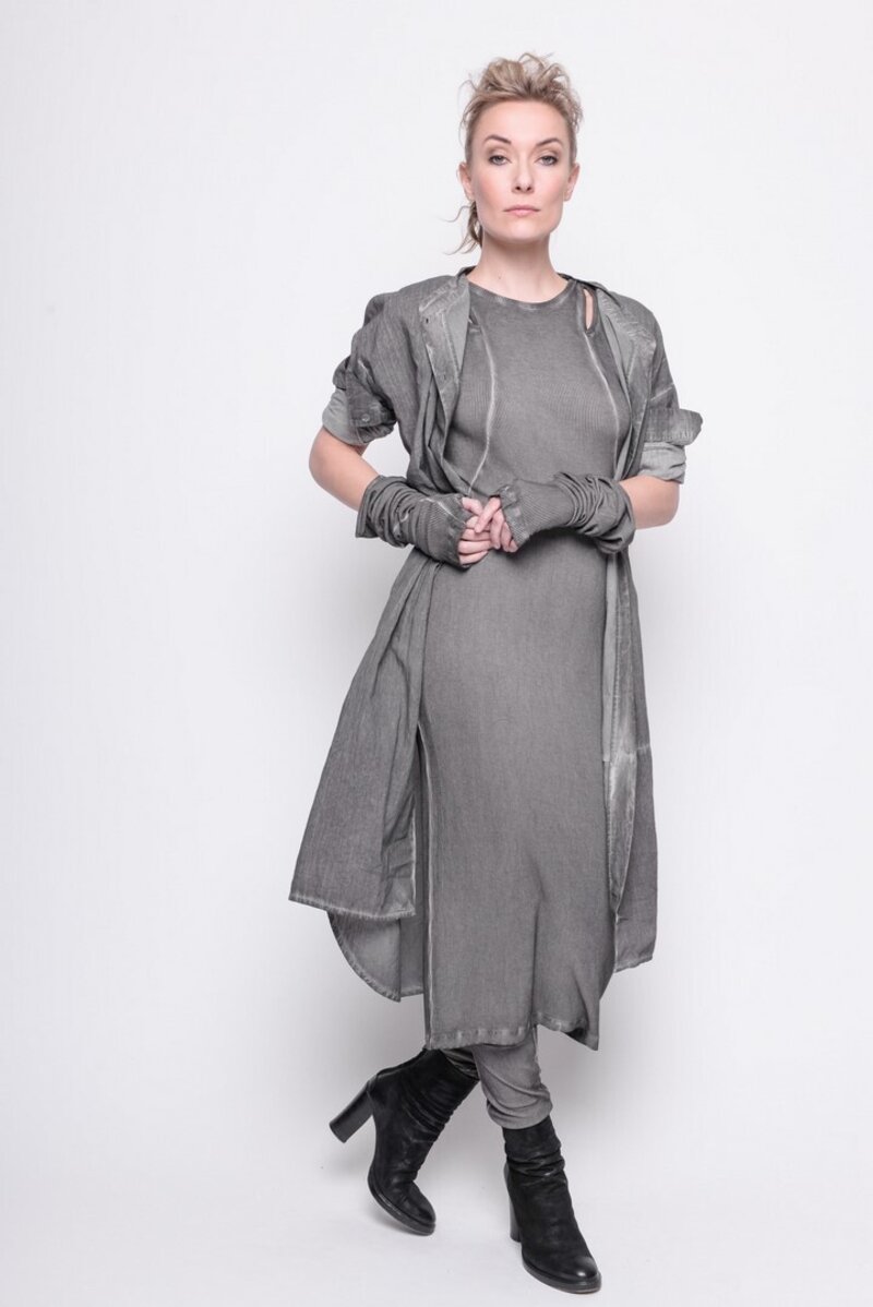 
                  
                    202.21.03 Tunic Tasteful 100% COTTON COLD DYE GREY
                  
                