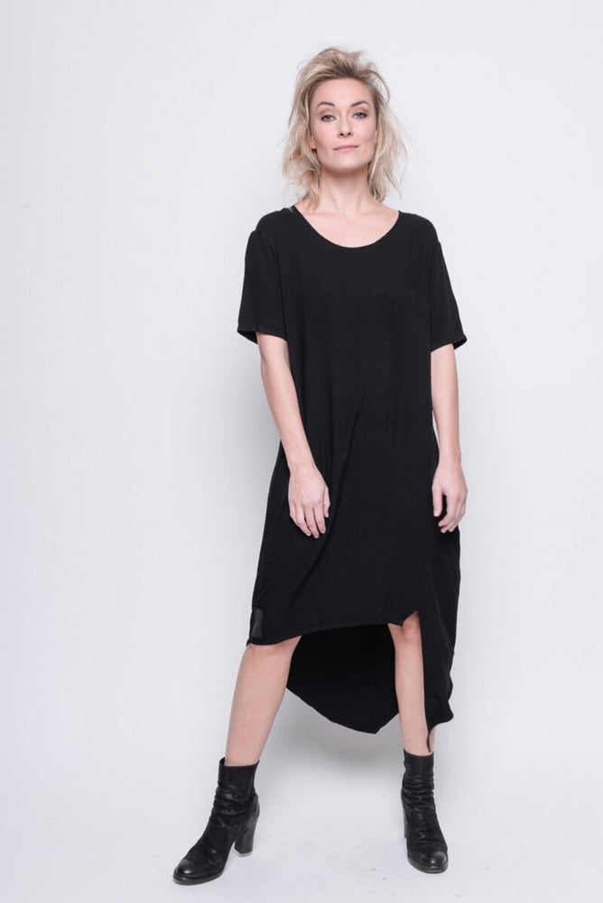 
                  
                    201.07.04 UNDERSTANDING 100% VISCOSE BLACK
                  
                