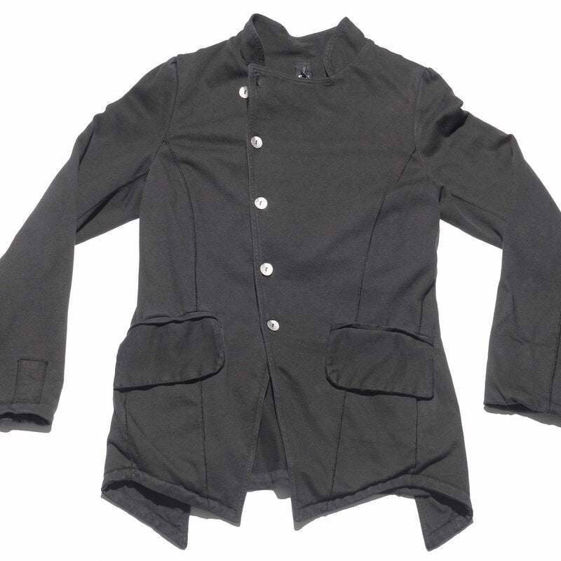 
                  
                    182.11.03 100%CO 100 BLACK
                  
                