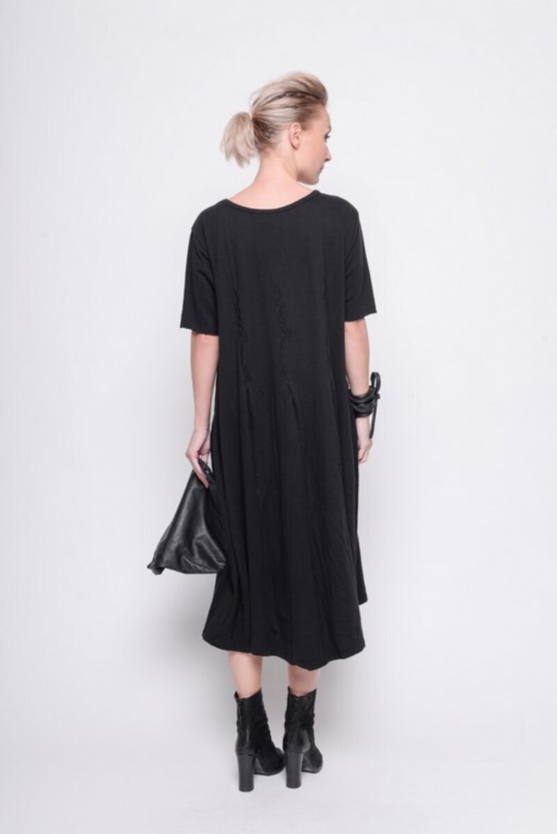 
                  
                    211.19.03 Dress Do Your Thing 100% Cotton Plain Black
                  
                