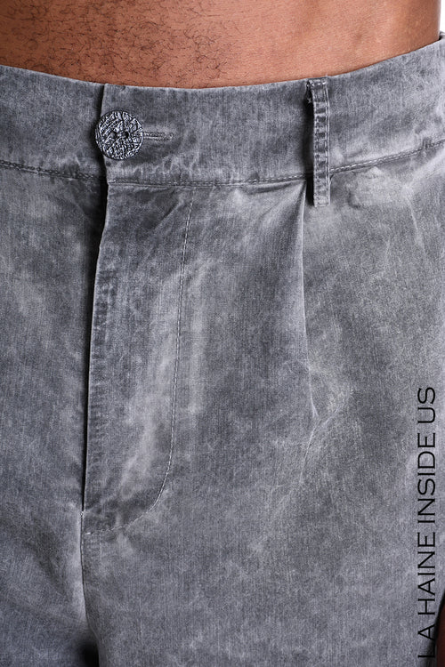 
                  
                    LA HAINE INSIDE US - P26033RM1255 52%CO 48%LY GREY
                  
                