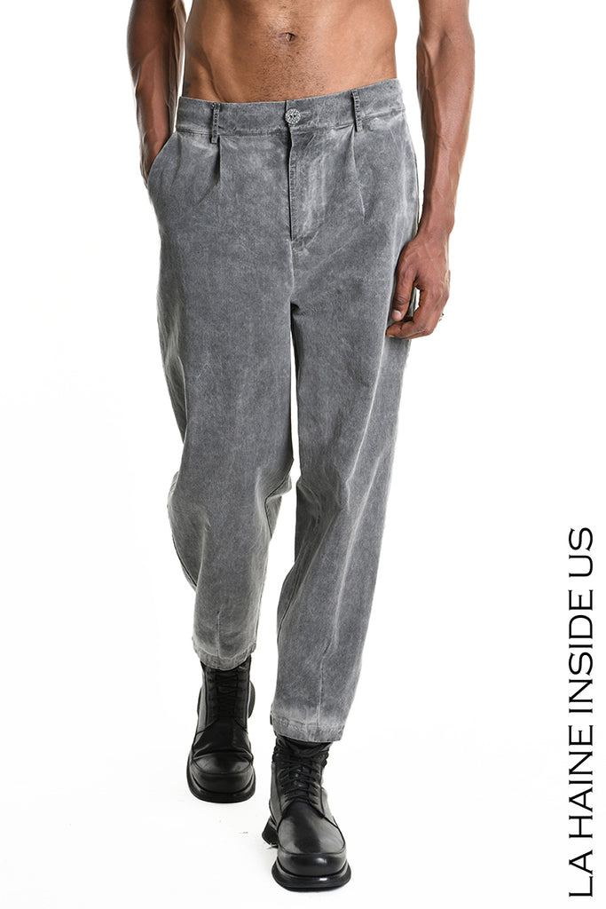 
                  
                    LA HAINE INSIDE US - P26033RM1255 52%CO 48%LY GREY
                  
                