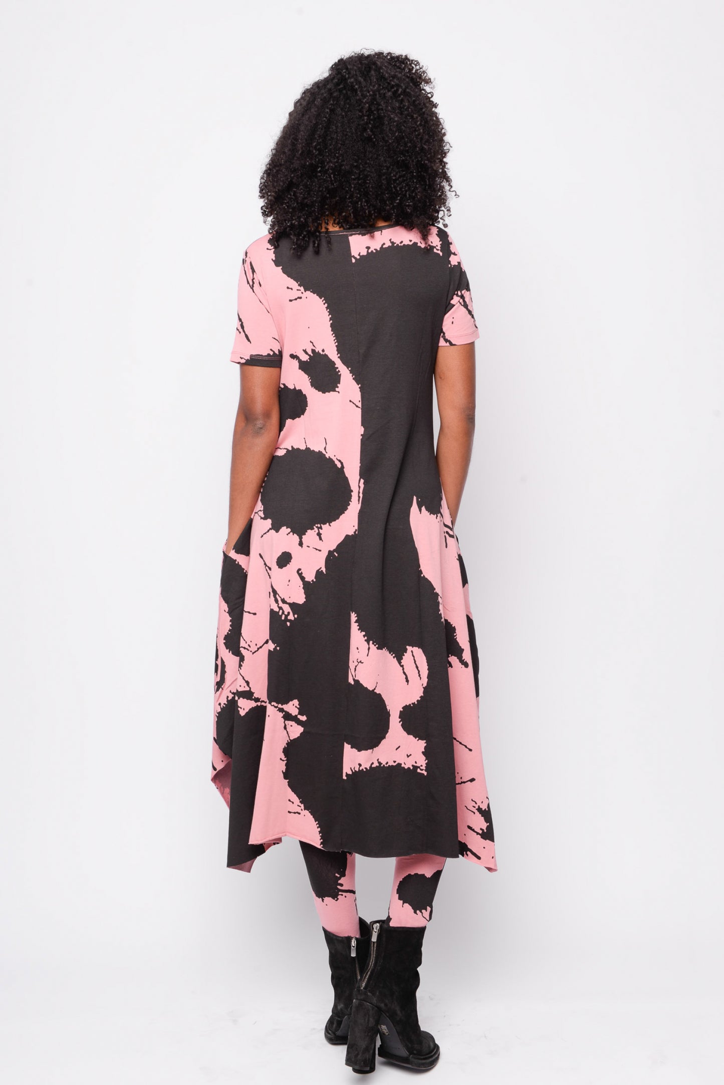 
                  
                    221.06.07 95% co 5% ea PINK - PRINT SPLASH
                  
                