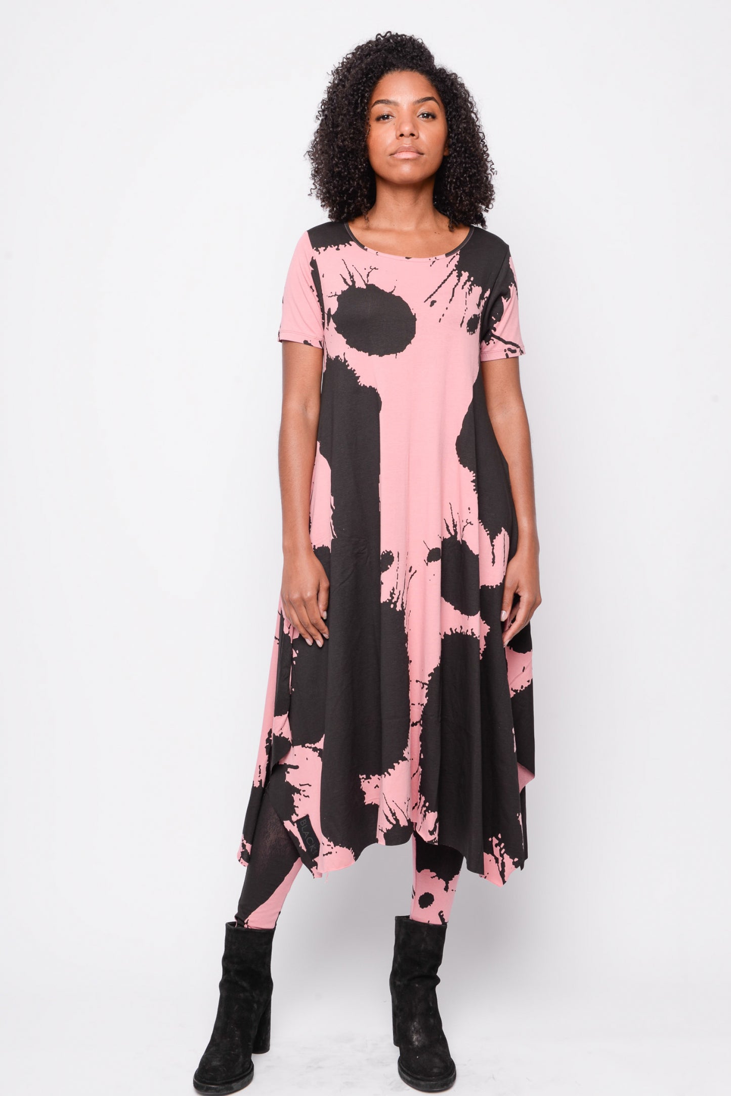 
                  
                    221.06.07 95% co 5% ea PINK - PRINT SPLASH
                  
                