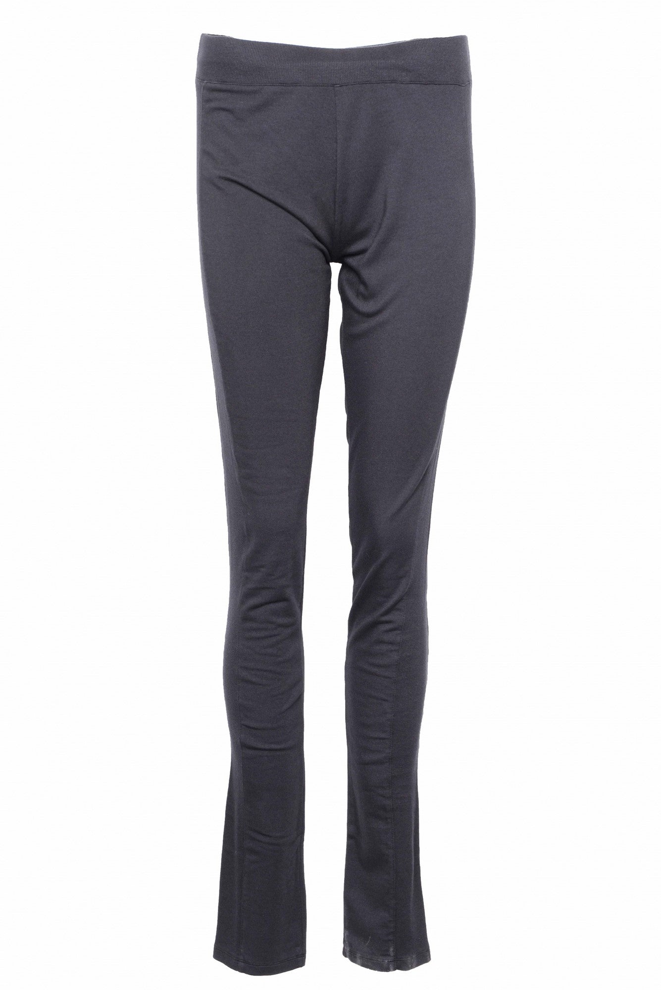 
                  
                    232.01.06 PANT 47%CO 47%MODAL 6%EA 100 BLACK
                  
                
