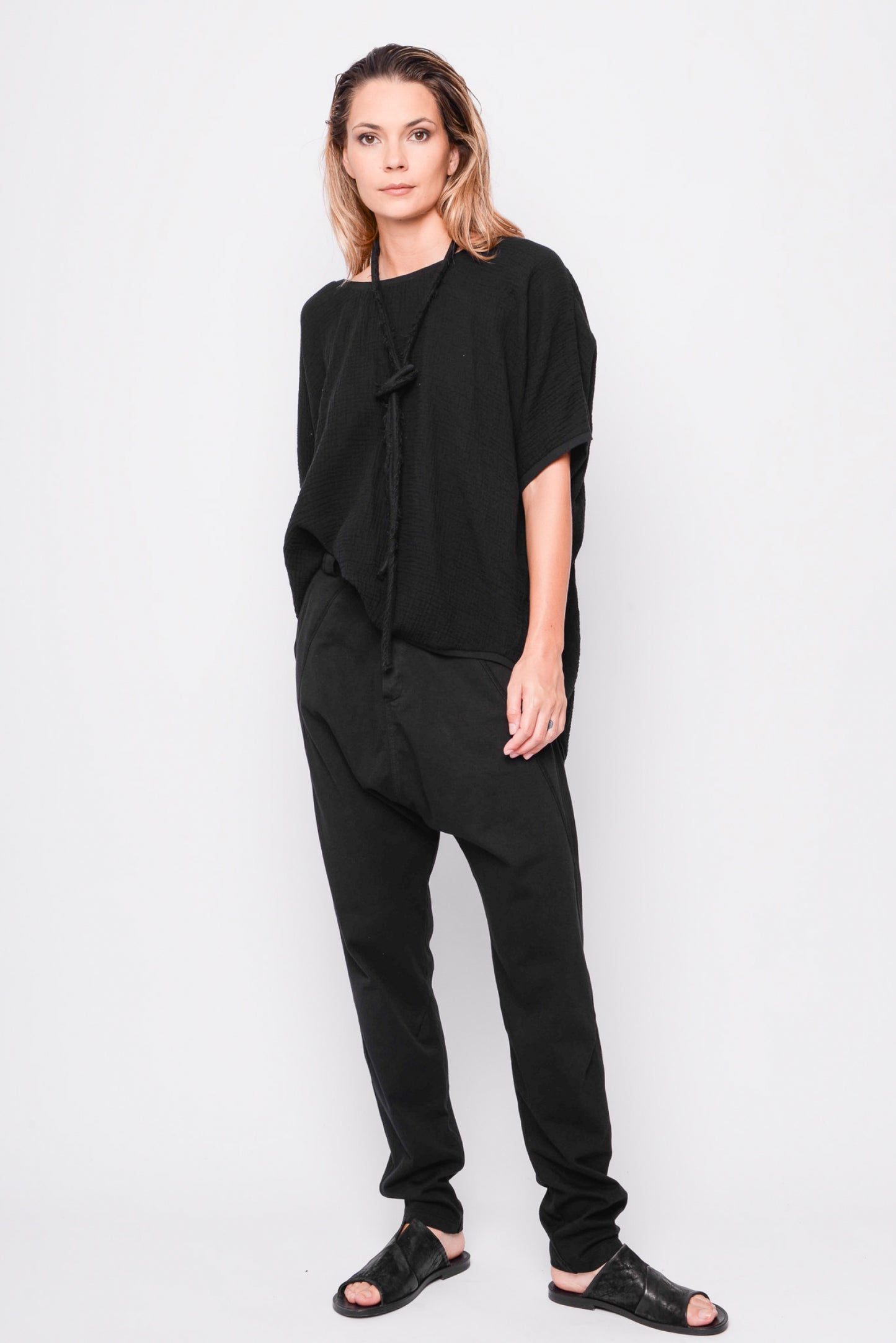 
                  
                    241.04.01 waffle 100% CO 100 BLACK
                  
                