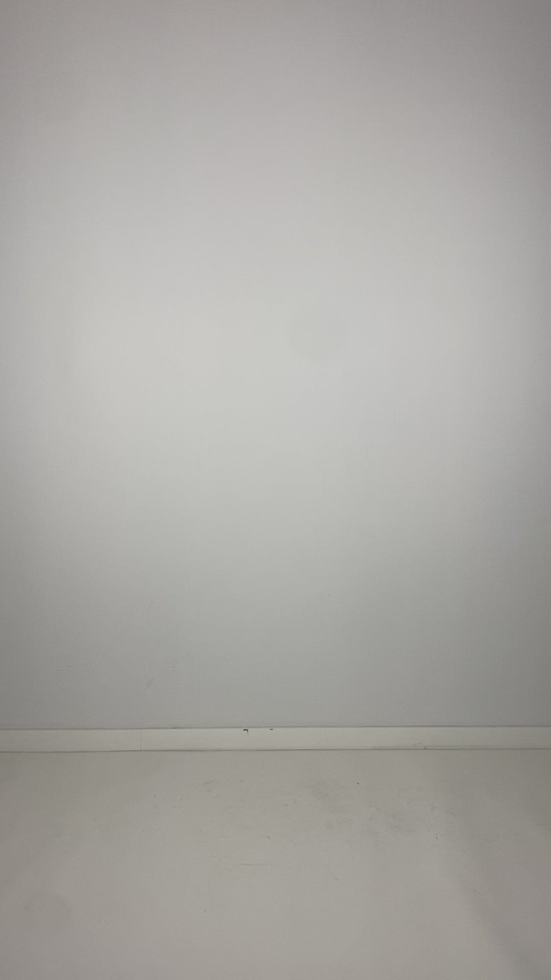 
                  
                    Load and play video in Gallery viewer, 252.04.03 100% CO 100 BLACK
                  
                