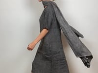 
                  
                    Load and play video in Gallery viewer, 211.14.05 Tunic Catch That Bird 100% linnen Cold dye grey
                  
                