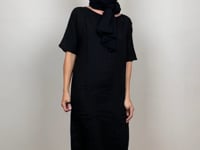 
                  
                    Load and play video in Gallery viewer, 211.14.05 Tunic Catch That Bird 100% linnen Plain black
                  
                