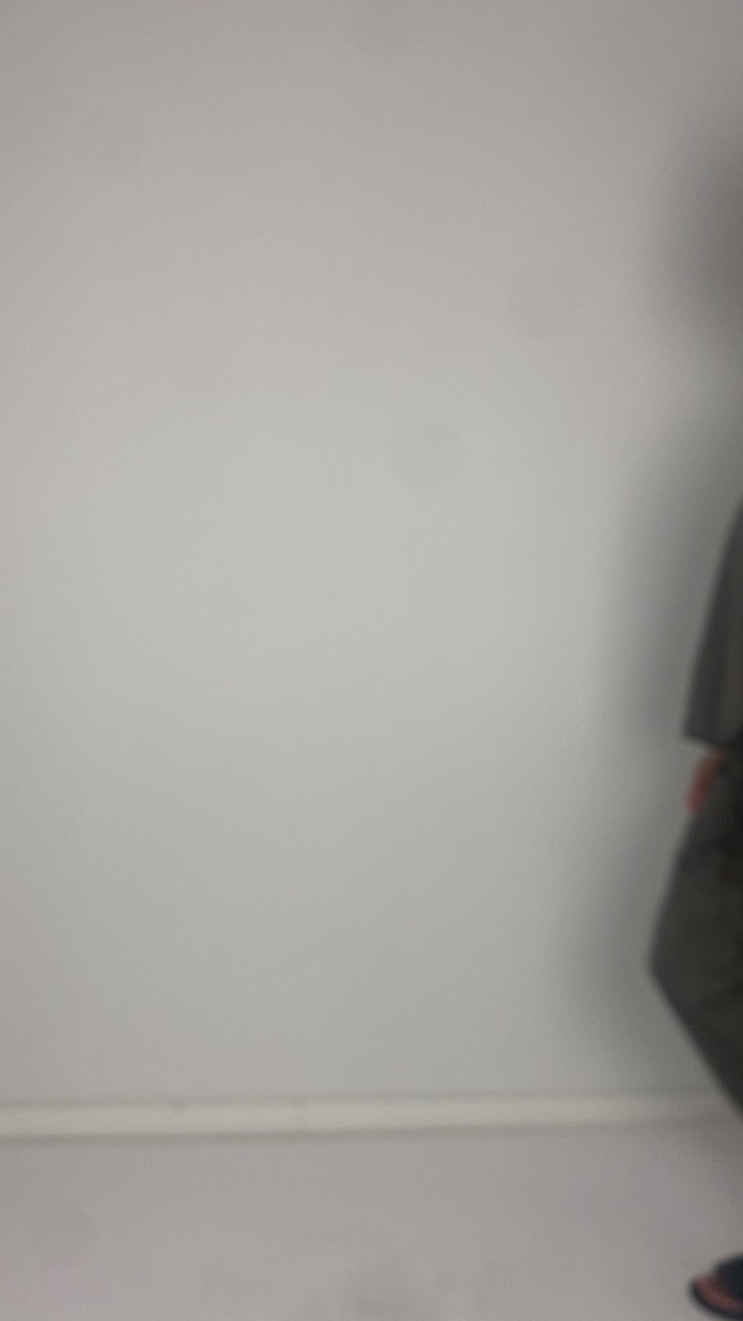 
                  
                    Load and play video in Gallery viewer, 261.01.06 100% LIGHT JERSEY CO 183 RV CHARCOAL
                  
                