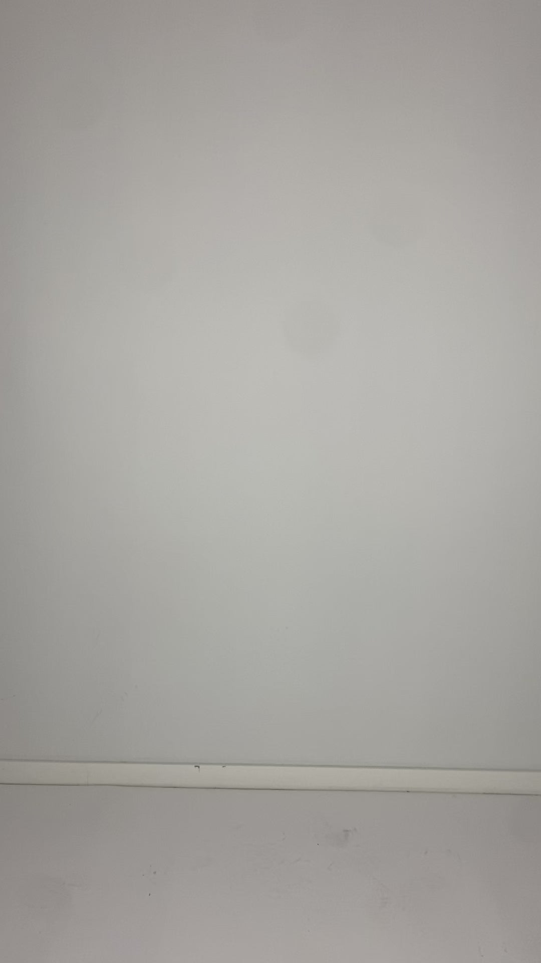 
                  
                    Load and play video in Gallery viewer, 261.03.08 100% CO GAZE 100 BLACK
                  
                