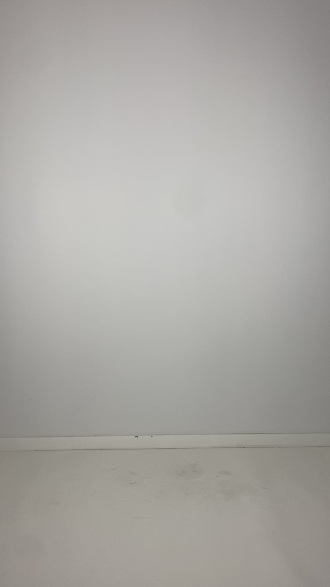 
                  
                    Load and play video in Gallery viewer, B41.252.41.07 100%LEATH/95%NY5%EA 100 BLACK
                  
                