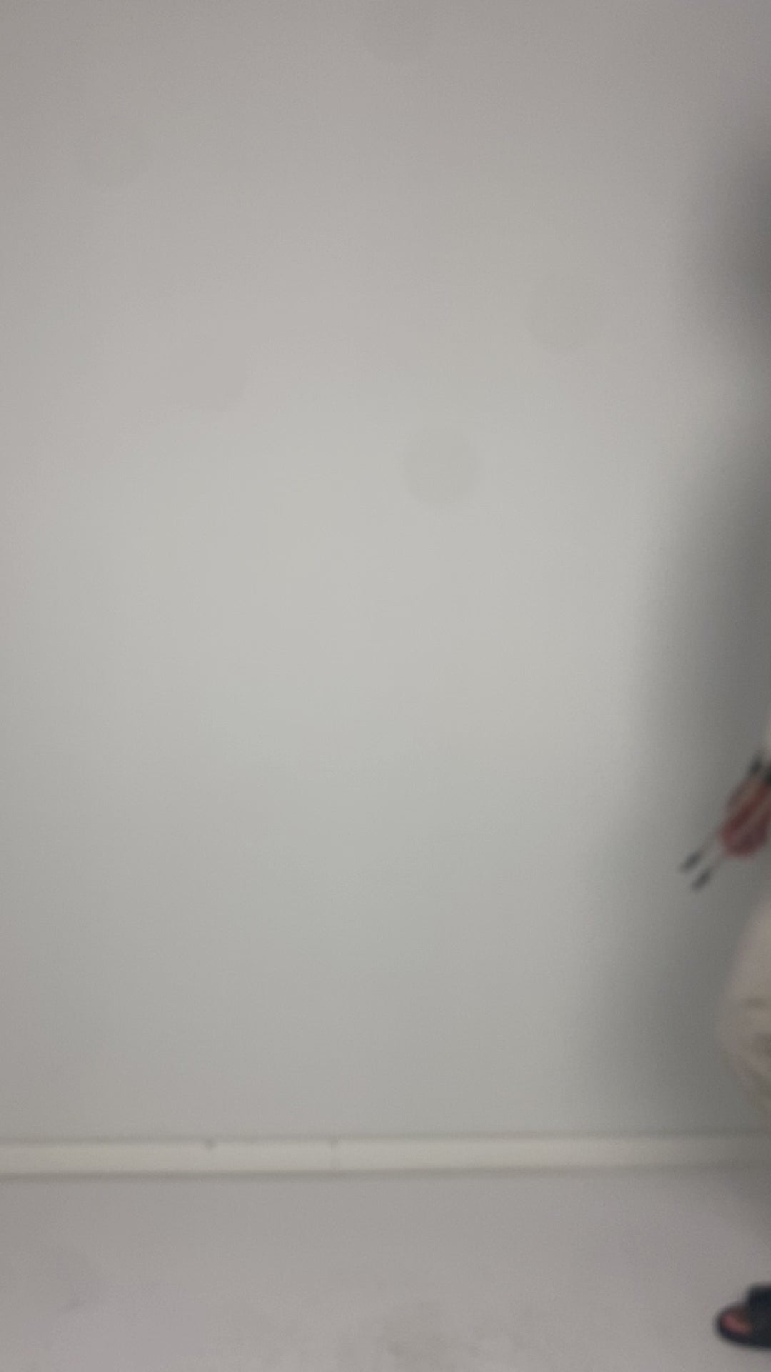 
                  
                    Load and play video in Gallery viewer, 261.01.05 100% LIGHT JERSEY CO 403 RV OFF WHITE
                  
                