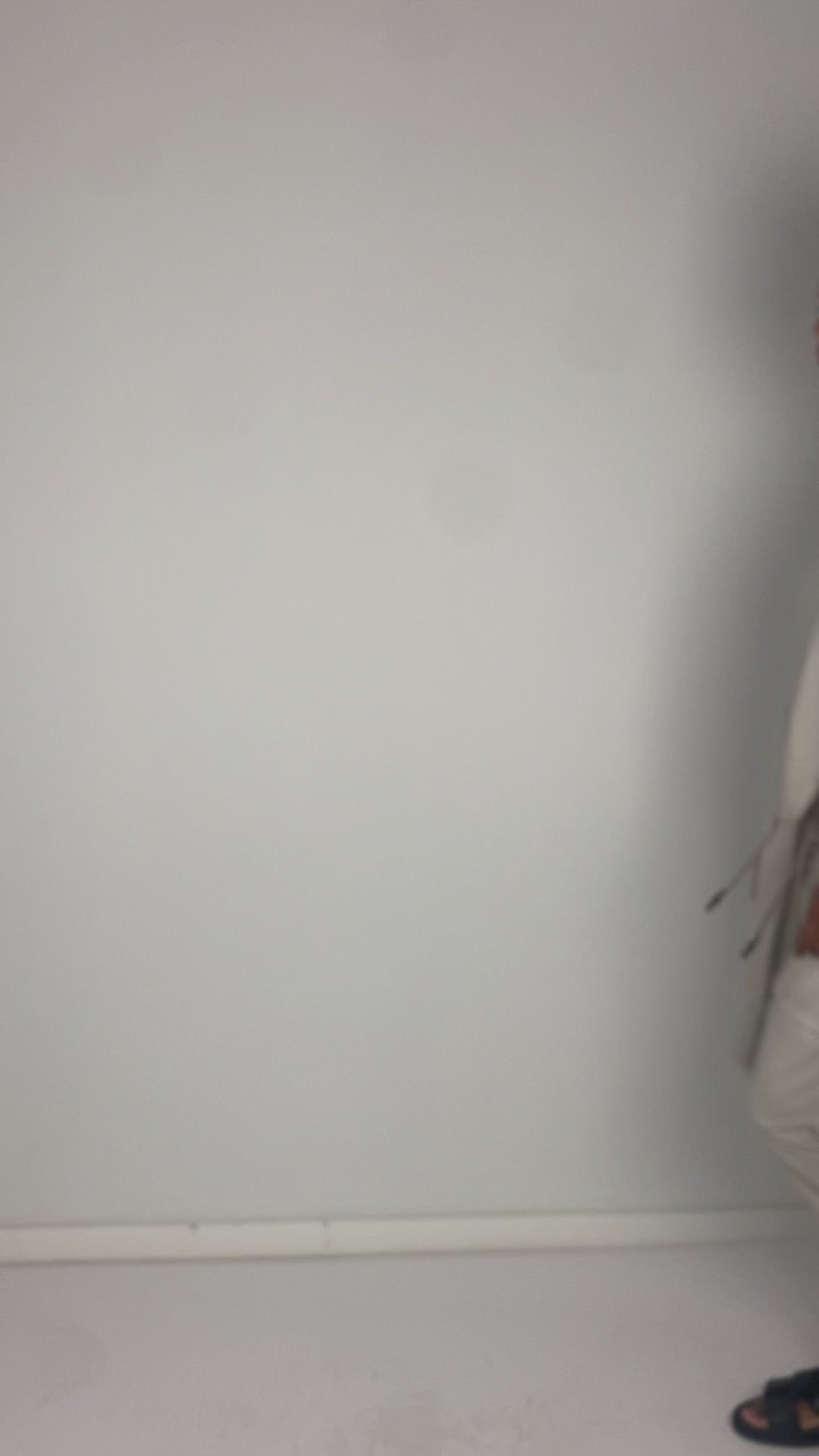 
                  
                    Load and play video in Gallery viewer, 261.01.02 100% LIGHT JERSEY CO 403 RV OFF WHITE
                  
                