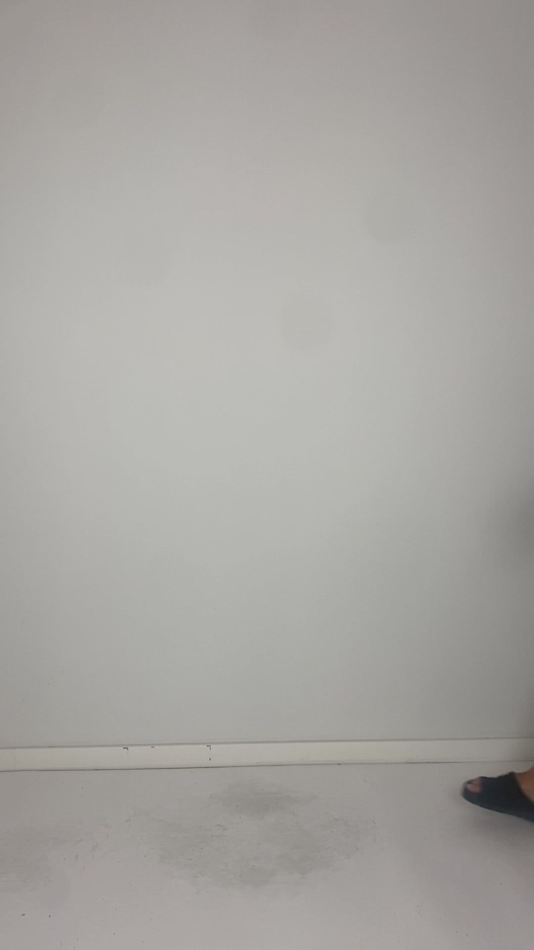 
                  
                    Load and play video in Gallery viewer, 261.04.15 100% LINEN 109 RV BLACK
                  
                