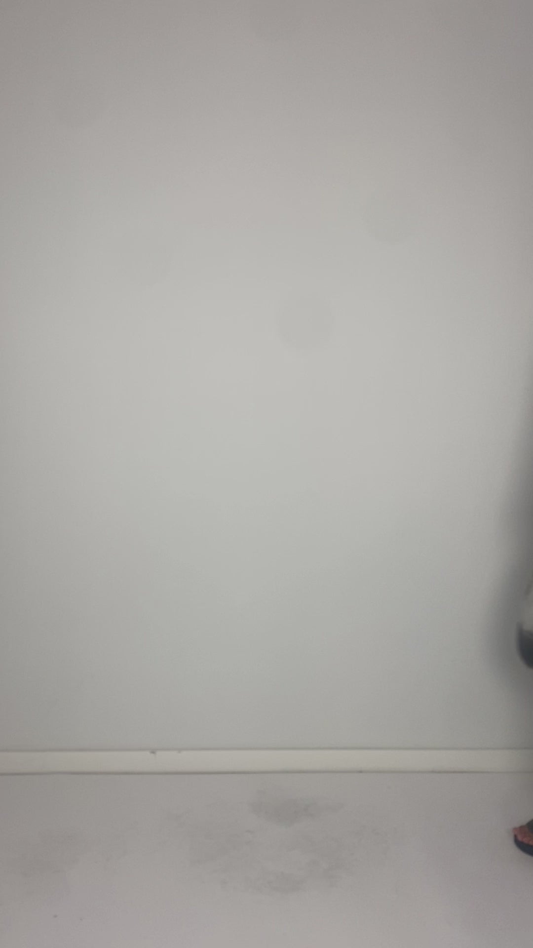 
                  
                    Load and play video in Gallery viewer, 261.11.02 100% MODAL CRINKLE 119 TIE DYE
                  
                