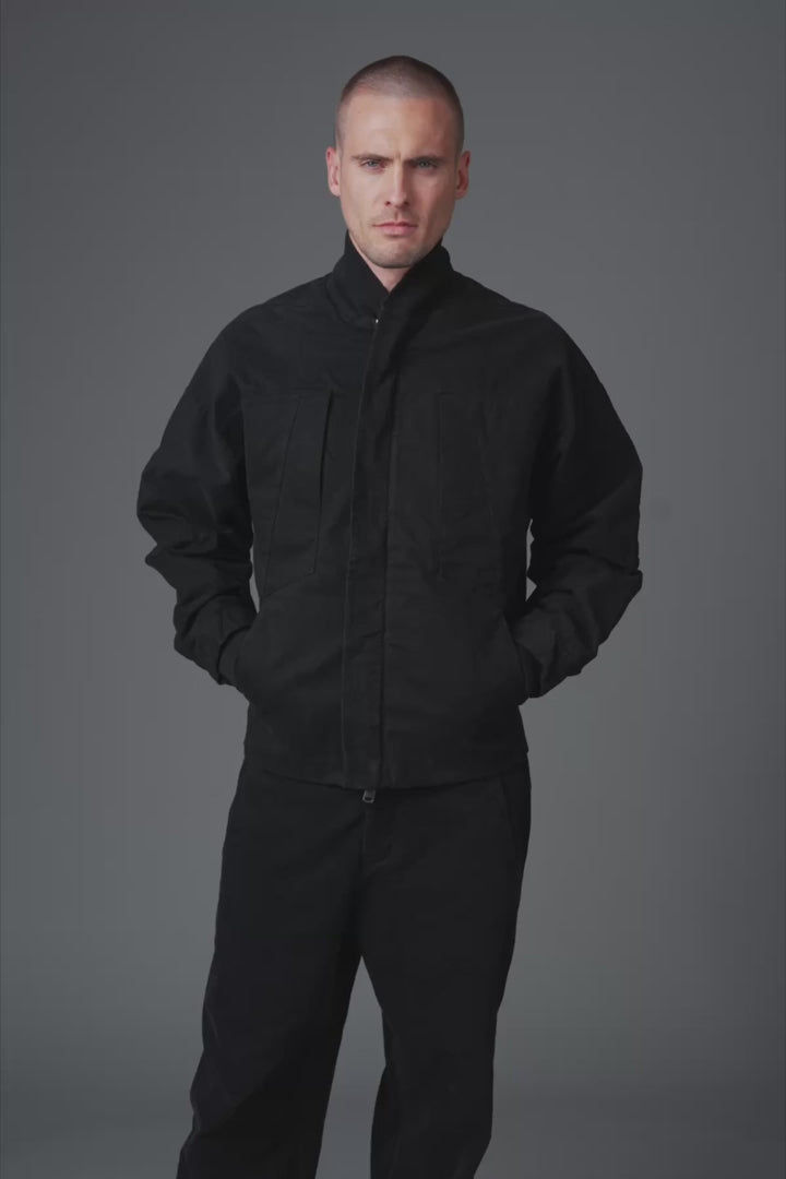 
                  
                    Load and play video in Gallery viewer, TRANSIT CFUTRBD135 95%CO 5%EA U10 BLACK
                  
                